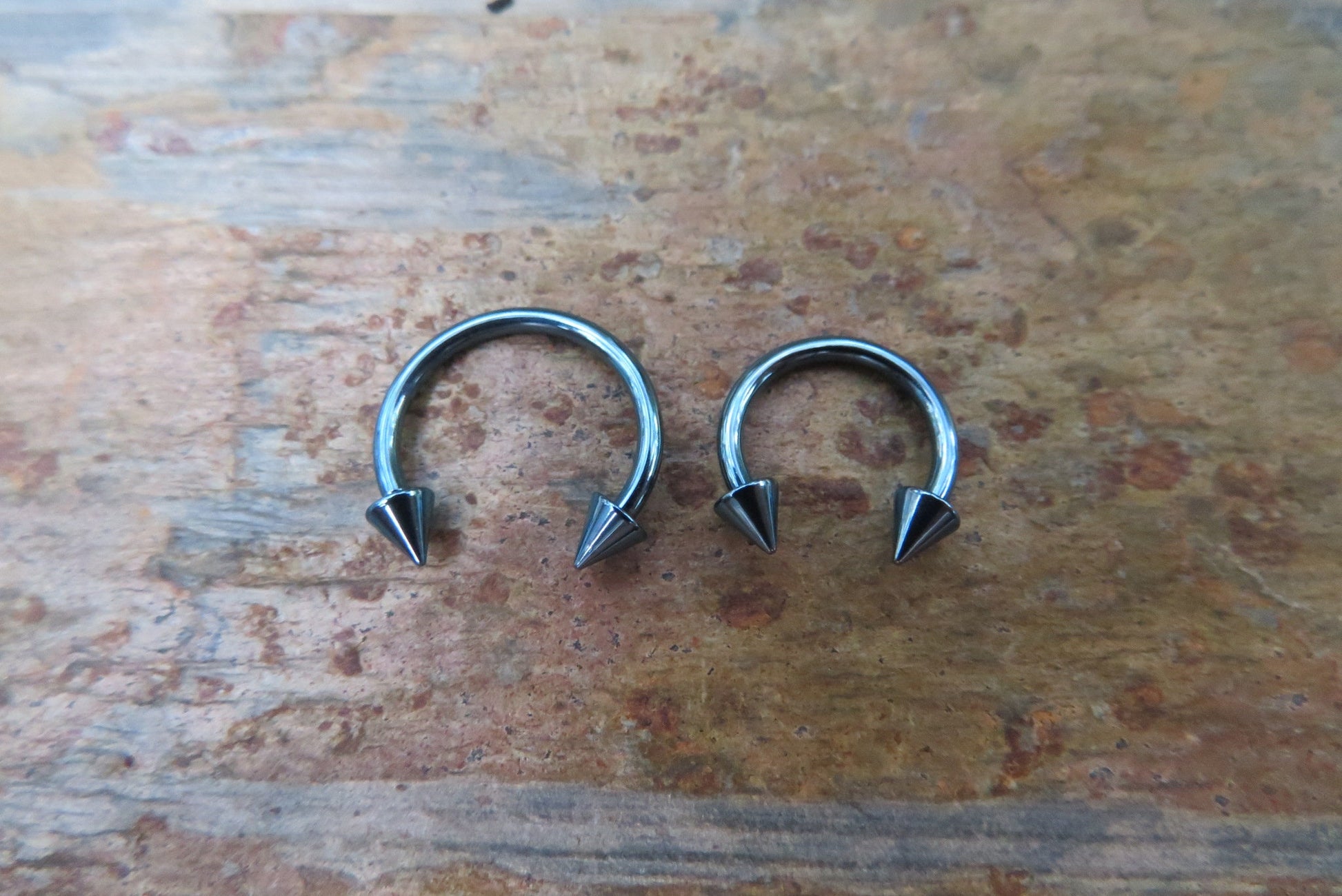 Sky Blue Titanium Ion Plated Spiked 16G (1.2mm) Horseshoe Ring Septum Piercing 316L Surgical Steel Spikes