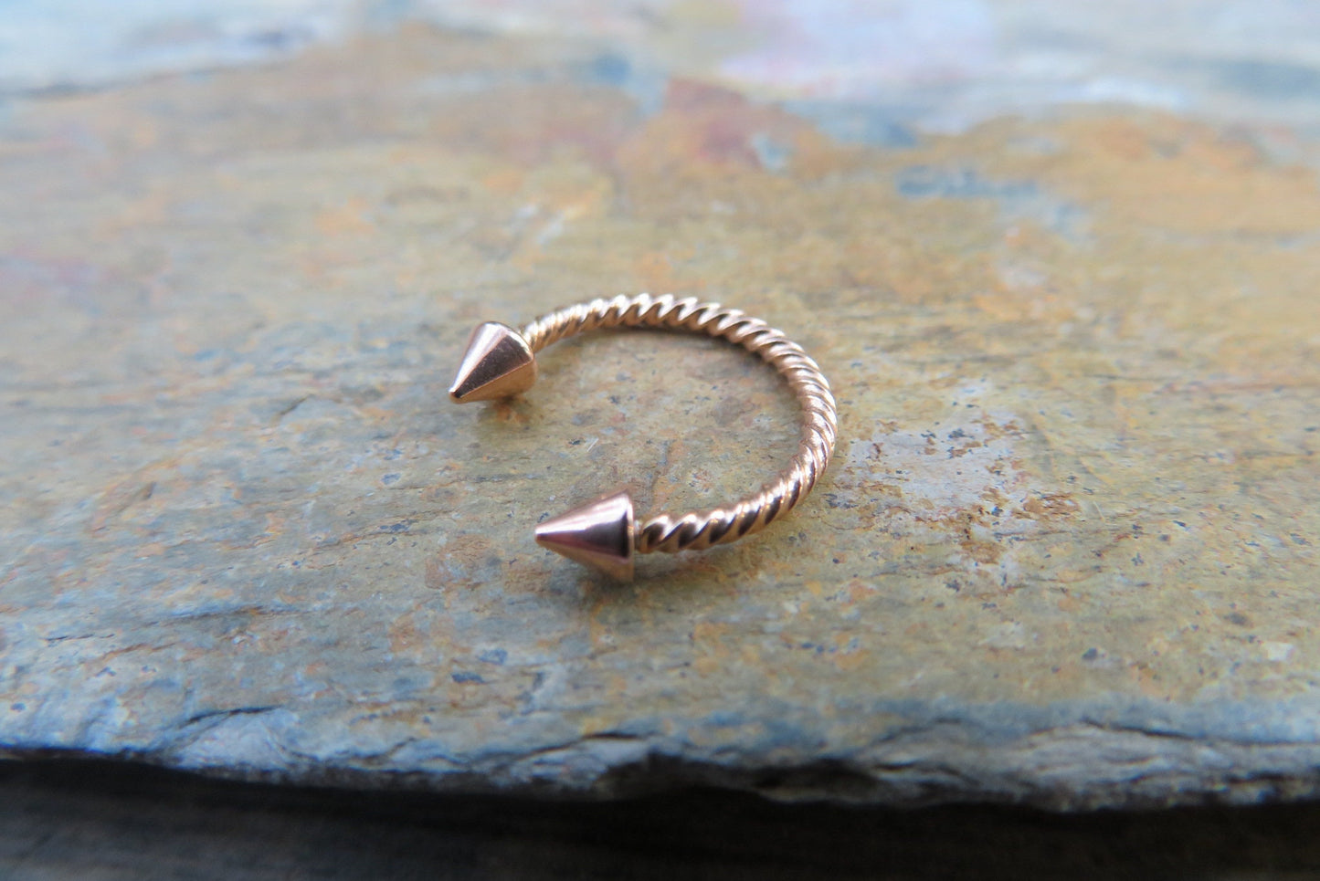 Rose Gold Titanium Ion Plated Twisted Spiked 16G (1.2mm) Horseshoe Ring Septum Piercing 316L Surgical Steel Spikes