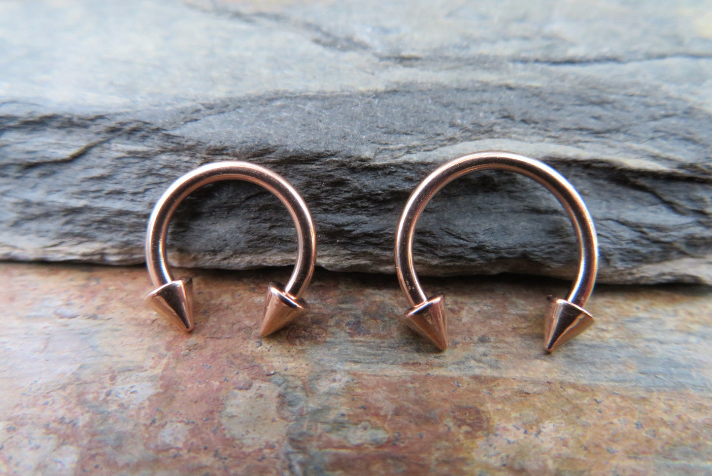 Rose Gold Titanium Ion Plated Spiked 16G (1.2mm) Horseshoe Ring Septum Piercing 316L Surgical Steel Spikes